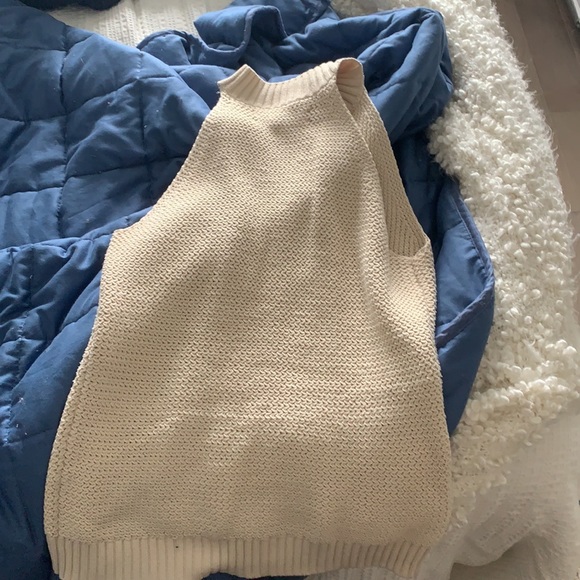 Loft small sweater tank top - Picture 3 of 3